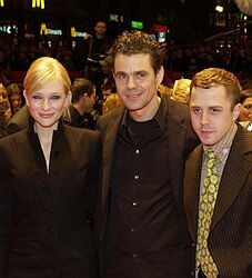 Cate Blanchett, Tom Tykwer, Giovanni Ribisi Forrás: MTI