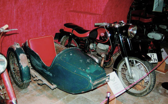 Fotó: Ocskay Zoltán (Veterán Autó és Motor) Fotó: Ocskay Zoltán (Veterán Autó és Motor)