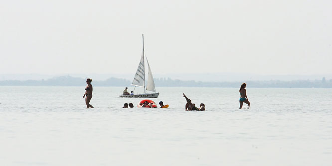 Pánikba esünk a Balaton másik arcától