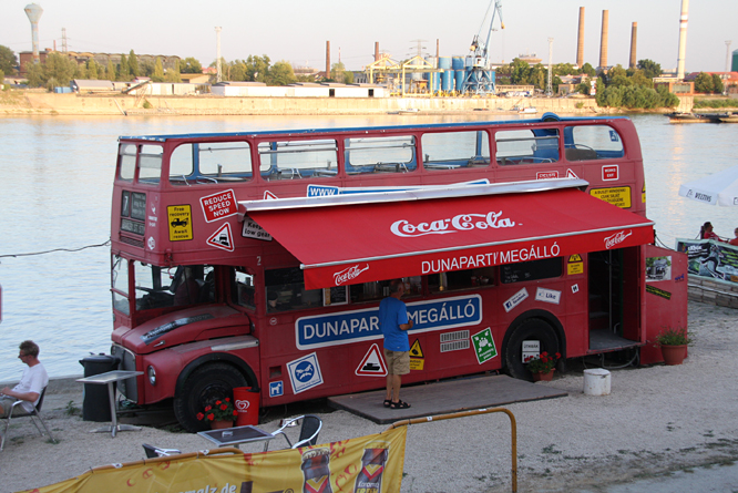 KÃ©ptalÃ¡lat a kÃ¶vetkezÅ‘re: â€žrÃ©gi londoni buszokâ€