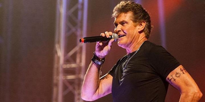Az első csók élménye harminc év távlatából, méghozzá David Hasselhoff-fal
