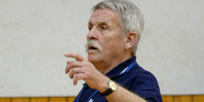A nőknél kopognom kellett az ajtón