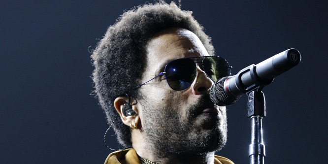 24 évvel fiatalabb modellt szeret Lenny Kravitz
