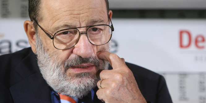 Meghalt Umberto Eco