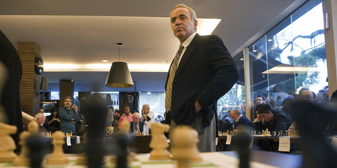 Kaszparov rákos daganathoz hasonlította Putyint