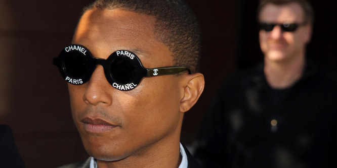 Pharrell Williams tagadja, hogy mástól lopta világhírű slágerét