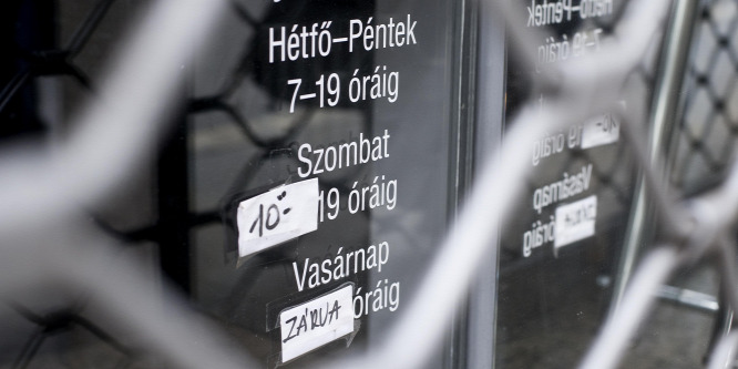 Bedőlhet az egyeurós bolthálózat