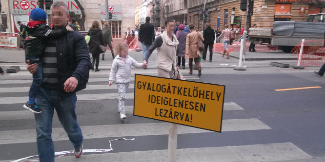 Lázadás a Jászai Mari téren