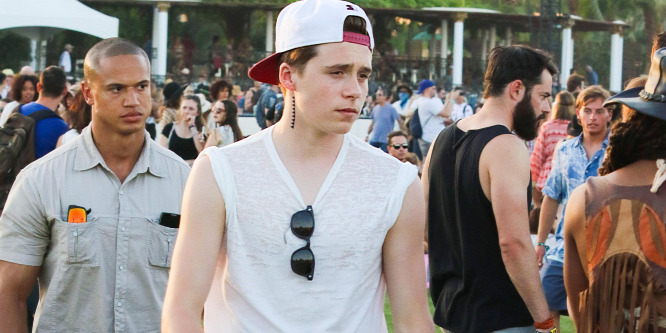 Brooklyn Beckham igazi partiarc lett