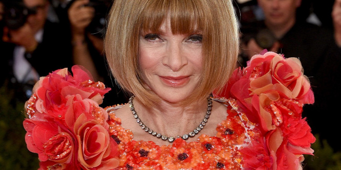 Anna Wintour megbünteti a Met-gálán szelfiz sztárokat