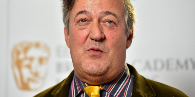 Stephen Fry két hónapja küzd a prosztatarákkal, videüzenetet küldött rajongóinak