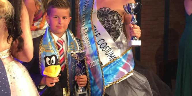Magyar kisfiú tarolt a modellvilágversenyen