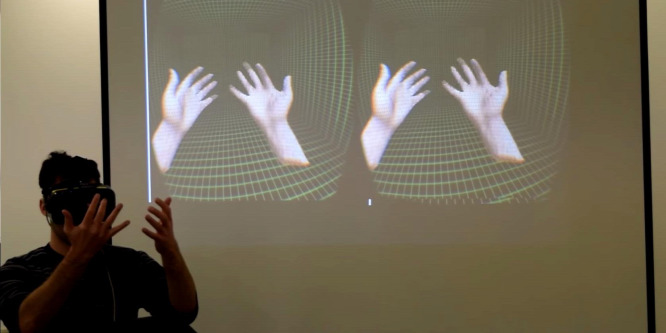 Szabadkézzel hadonászhatunk a virtuális valóságban