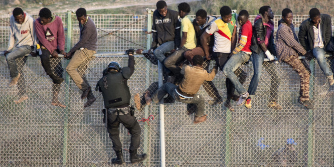 Az európaiak szerint nem működik a migránsok integrációja