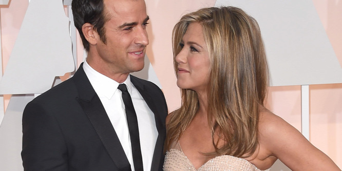 Kiderült Jennifer Aniston pikáns szexszokása - Így erotikáznak férjével
