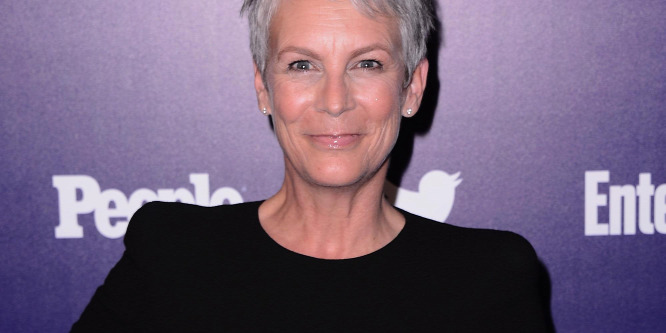 Jamie Lee Curtis legalább olyan jól sikít a zuhany alatt, mint édesanyja