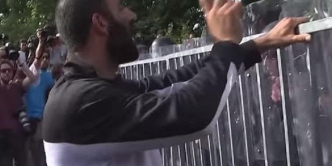 Az ENSZ Ahmed H.-t, a szír migráns terroristát mentegeti