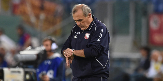 Már ki is rúgtak egy edzőt a Serie A-ban