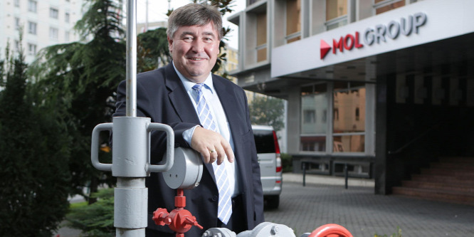 Kiszállt a Szlovák Villamos Művekből a Mol