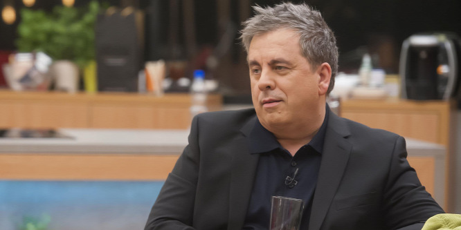 Friderikusz Sándor durván kiosztotta Bagi Ivánt a Darázsfészek álhíradójában - videó