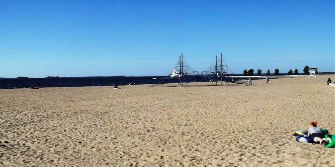 Gyönyörű strand, ahol augusztusban sincs tömegnyomor
