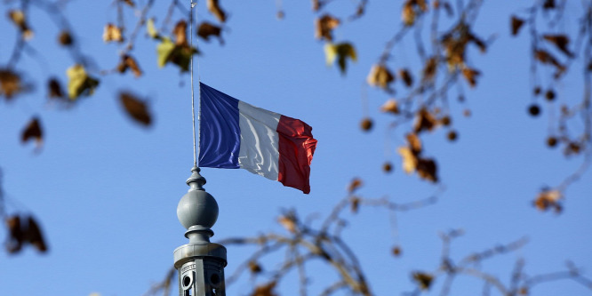 Lecsapott a francia zsargonrendőrség a techszavakra