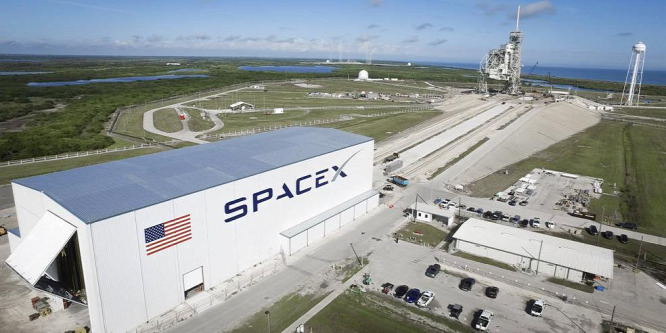 Kilőtt a SpaceX értékeltsége az újabb tőkebevonással