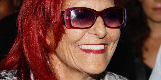 Bezárja világhír üzletét a Szex és New York ikonikus stylistja, Patricia Field