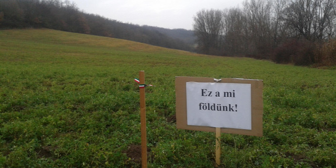 Ez a mi földünk, és el fogunk jönni ide kaszálni