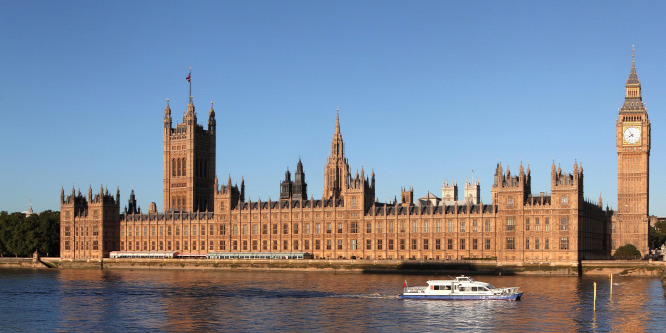 Ennyiért veheti meg Nagy-Britanniát