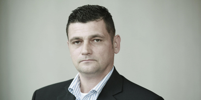 Az MSZP sem tudja, hol a képviselője