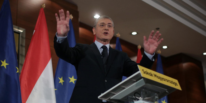 A Fidesz, az MSZP és az LMP szavazóinak is ígér Gyurcsány