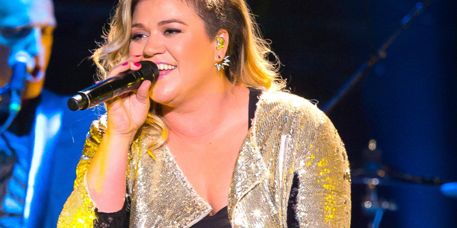 7 év után válik Kelly Clarkson és a férje