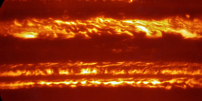 Pokoli planétává változott a Jupiter egy képen
