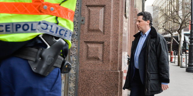 Ezért mondhatott le Schiffer András