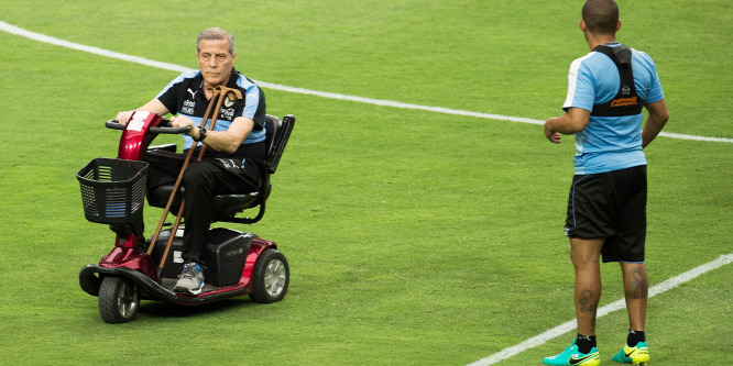 Súlyos beteg az uruguayi futballkapitány