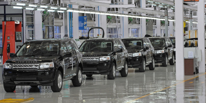 Már bőröndökben csempészik be a kifogyóban lévő Jaguar alkatrészeket