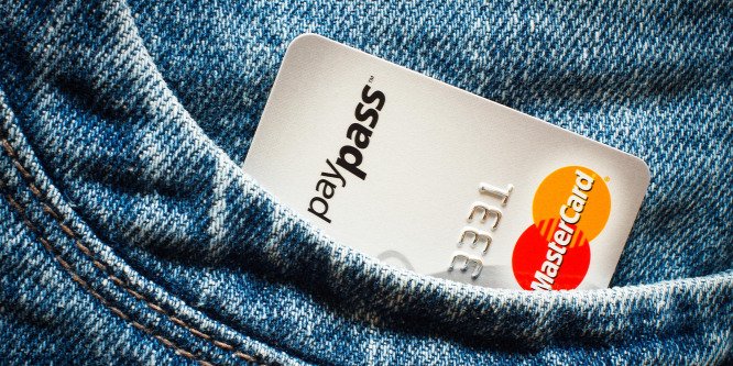 Zsebbe vágó hírt közölt a Visa és a Mastercard