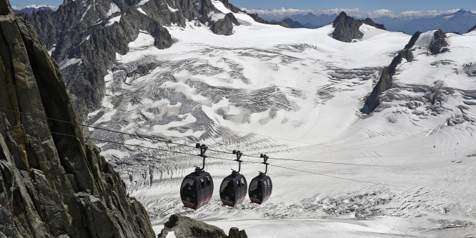 Meghalt öt hegymászó a Mont Blanc-on
