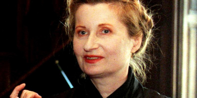 Akit bálványoztak és leköptek – 70 éves Elfriede Jelinek