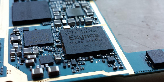 Fejlett lapkáival próbál odapörkölni a konkurenciának a Samsung