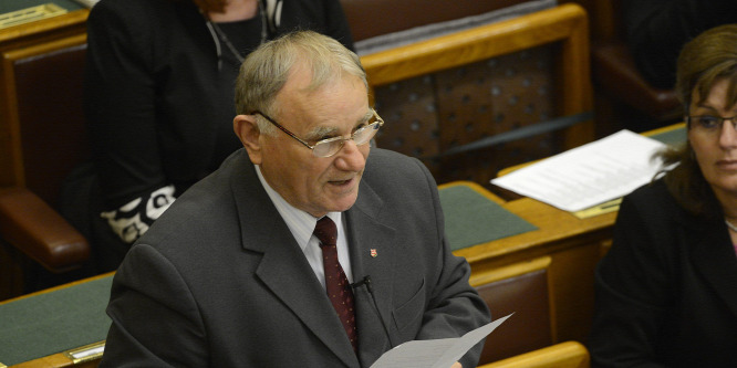 Ha az MSZP nem indítja, függetlenként indulna az újpesti képviselő