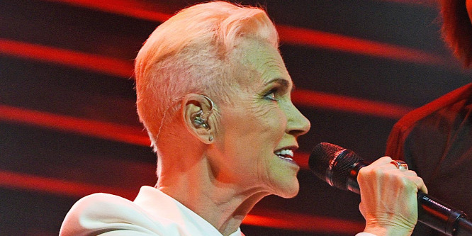 Legyőzte a rákot, mégis kínszenvedés a Roxette énekesnőjének élete