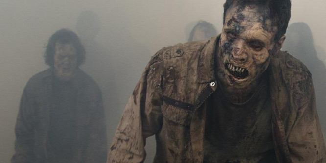 Nyugtalan kísértetek és rothadó zombik karácsonyra