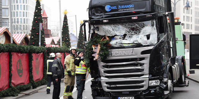 Jön a karácsony: muszlim terrortámadásoktól tartanak a világban