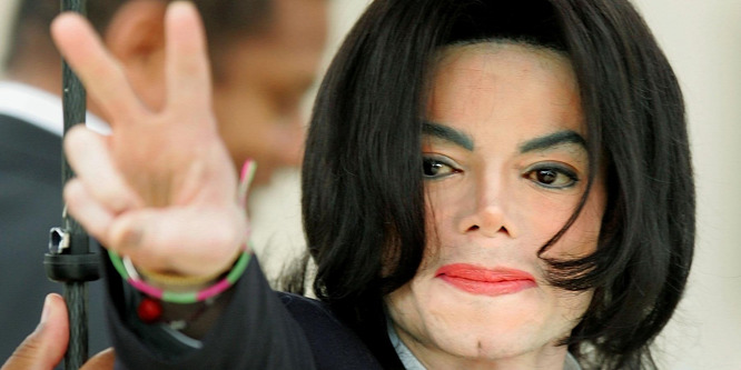 Hatalmas tetkóval emlékszik Michael Jacksonra legidősebb fia