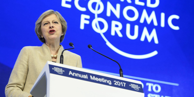 Új korszakot jelentett be Theresa May davosi beszédében
