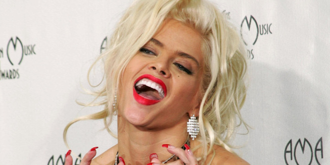 Így néz ki most a 13 éve elhunyt Anna Nicole Smith kislánya - Fotók