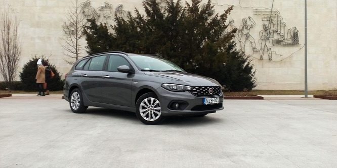 Végre egy megfizethető kombi a családnak - Fiat Tipo kombi bemutató