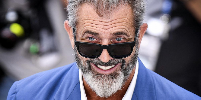 Mel Gibson tapló télapót játszik egy fekete komédiában